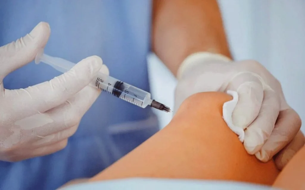 infiltracao-acido-hialuronico-ortopedia-alivio-artrose-dor-joao-basmage-campo-grande-ortopedia